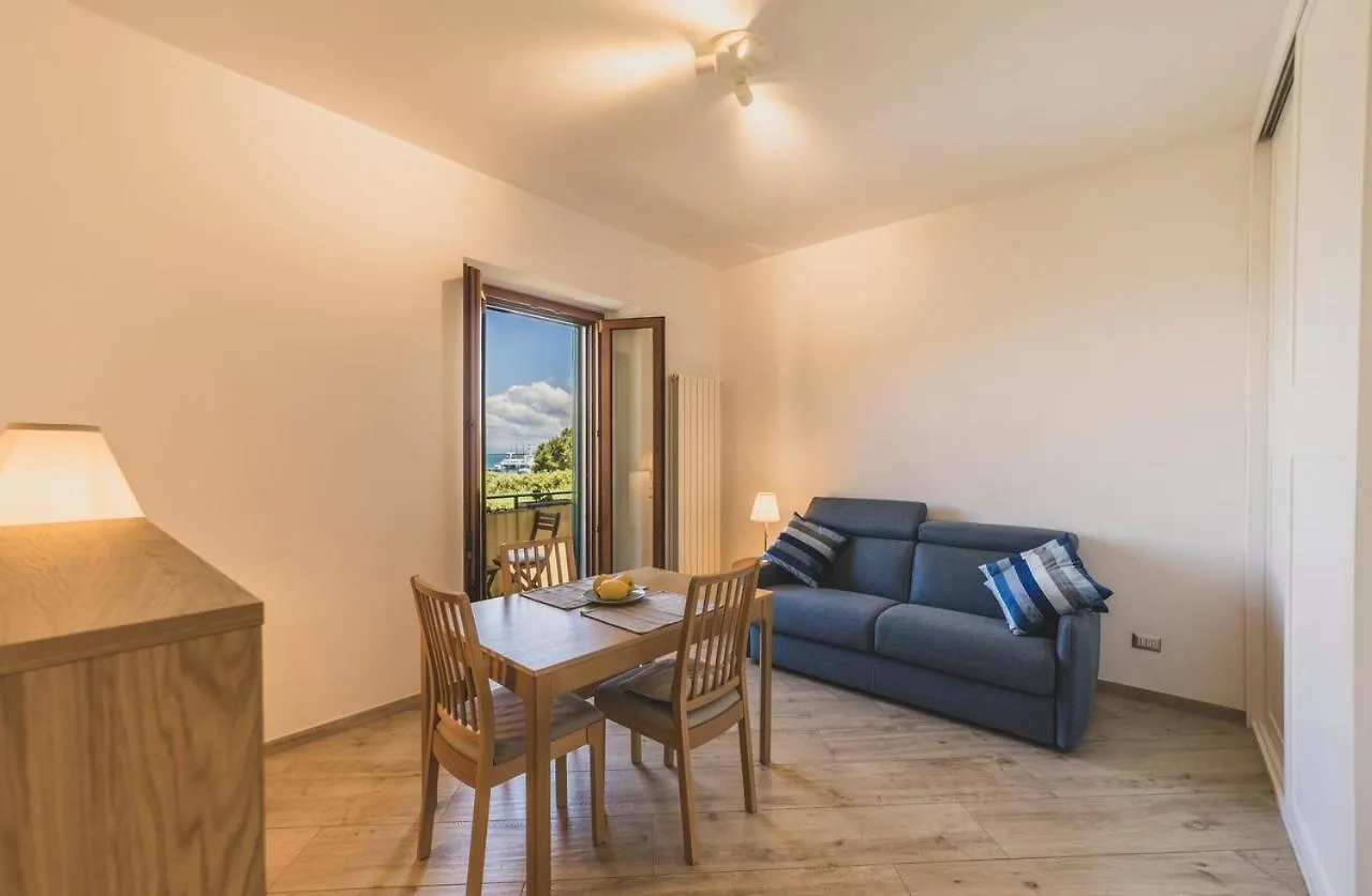 포르투산투스테파노 Porto Marina 빌라 0*,