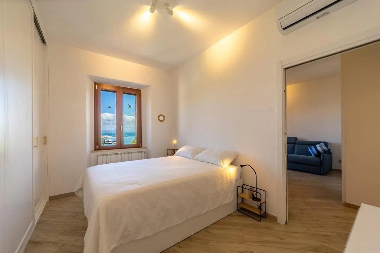 포르투산투스테파노 Porto Marina 빌라 펜션