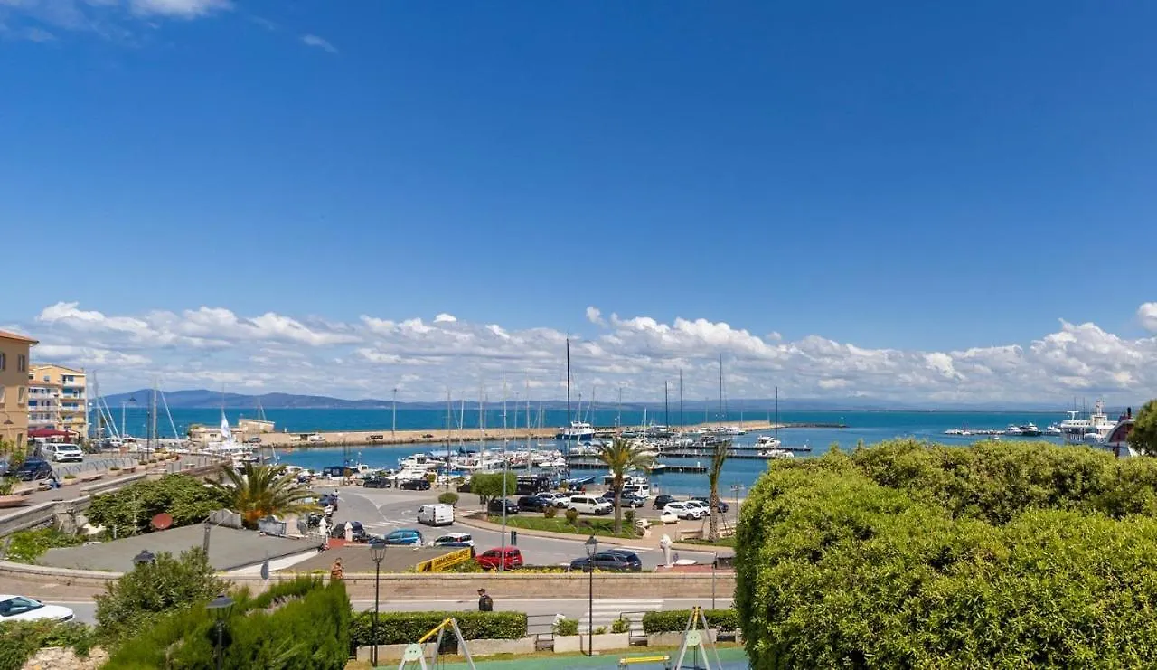 포르투산투스테파노 Porto Marina 빌라